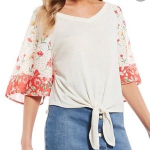 Blu Pepper Boutique top
